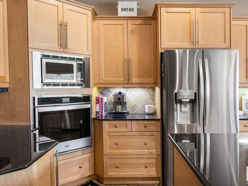 1 26029 Twp Rd 512, Rural Parkland County, AB - Indoor Photo Showing Kitchen