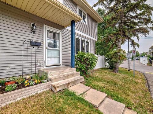 78 Falconer Tc Ne, Calgary, AB 