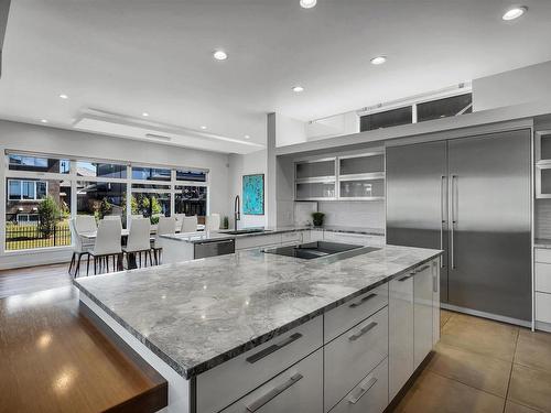 3625 Westcliff Way, Edmonton, AB - Indoor Photo Showing Kitchen With Upgraded Kitchen