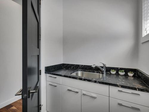 3625 Westcliff Way, Edmonton, AB - Indoor Photo Showing Kitchen