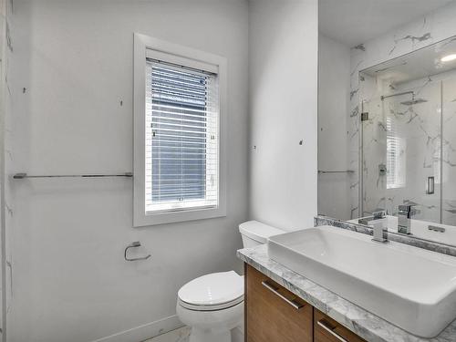 3625 Westcliff Way, Edmonton, AB - Indoor Photo Showing Bathroom