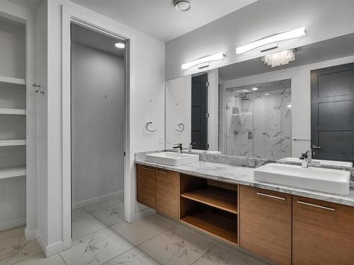 3625 Westcliff Way, Edmonton, AB - Indoor Photo Showing Bathroom