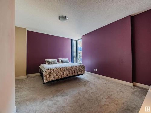 902 11933 Jasper Avenue, Edmonton, AB - Indoor Photo Showing Bedroom