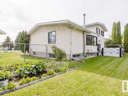 7404 41 Av Nw, Edmonton, AB 