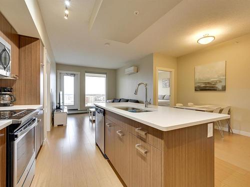 1805 10410 102 Avenue, Edmonton, AB - Indoor Photo Showing Kitchen With Double Sink With Upgraded Kitchen