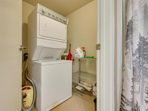 1805 10410 102 Avenue, Edmonton, AB - Indoor Photo Showing Laundry Room