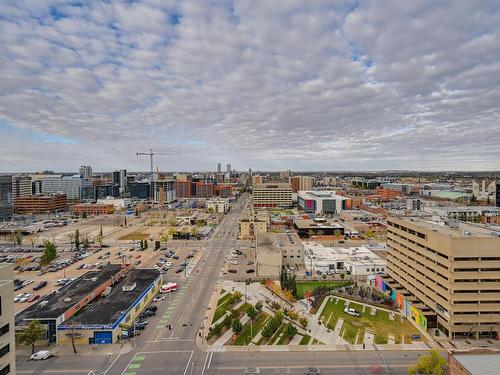 1805 10410 102 Avenue, Edmonton, AB - Outdoor With View