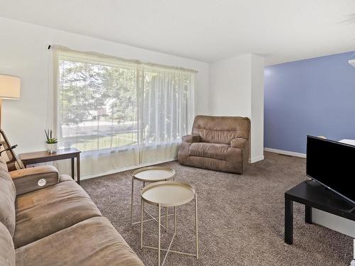 8915 130A Avenue, Edmonton, AB - Indoor Photo Showing Living Room