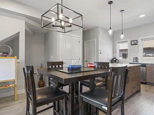 175 804 Welsh Drive, Edmonton, AB - Indoor Photo Showing Dining Room