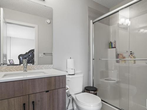 175 804 Welsh Drive, Edmonton, AB - Indoor Photo Showing Bathroom