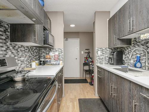 96 13435 97 Street, Edmonton, AB - Indoor Photo Showing Kitchen With Upgraded Kitchen