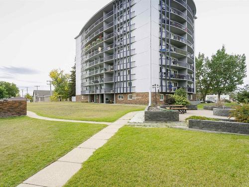 96 13435 97 Street, Edmonton, AB - Outdoor With Facade