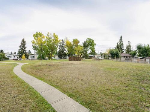 96 13435 97 Street, Edmonton, AB - Outdoor