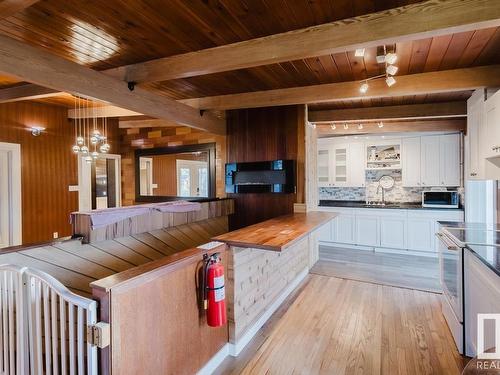 56 Michigan Street, Devon, AB - Indoor Photo Showing Kitchen