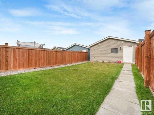 388 Stout Ln, Leduc, AB 