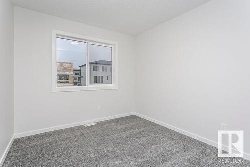 33 Gambel Loop, Spruce Grove, AB - Indoor Photo Showing Other Room