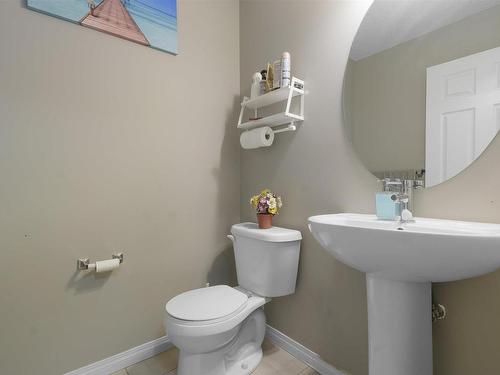 2304 86 Street, Edmonton, AB - Indoor Photo Showing Bathroom