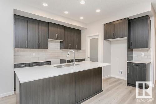 31 Gambel Loop, Spruce Grove, AB - Indoor Photo Showing Kitchen