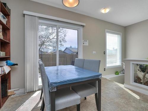 8 13825 155 Avenue, Edmonton, AB - Indoor Photo Showing Dining Room