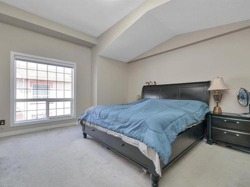 8 13825 155 Avenue, Edmonton, AB - Indoor Photo Showing Bedroom