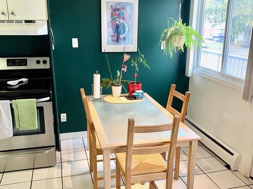 302 14530 52 Street Nw, Edmonton, AB - Indoor Photo Showing Dining Room