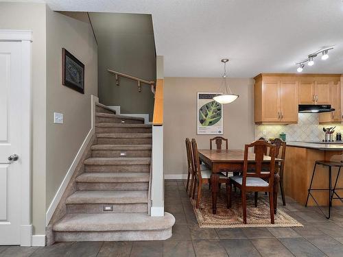 10906 72 Avenue, Edmonton, AB - Indoor