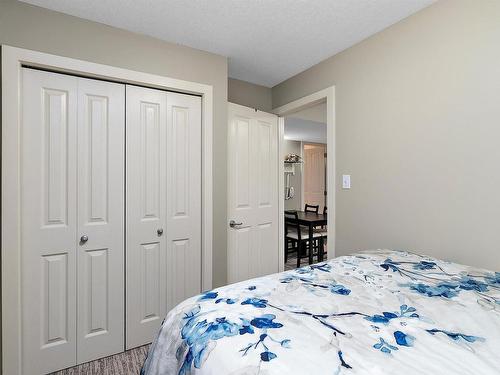 10906 72 Avenue, Edmonton, AB - Indoor Photo Showing Bedroom