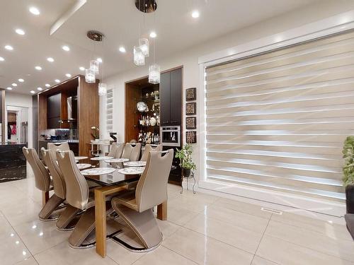 4152 Cameron Heights Point(E), Edmonton, AB - Indoor Photo Showing Dining Room