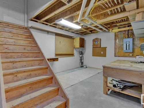 5302 59 Avenue, Vegreville, AB - Indoor Photo Showing Basement