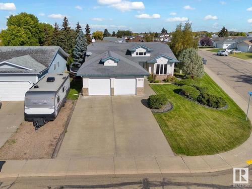 5302 59 Av, Vegreville, AB 