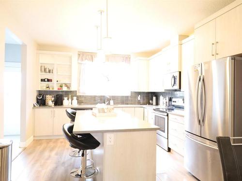 11906 68 Street, Edmonton, AB - Indoor Photo Showing Kitchen