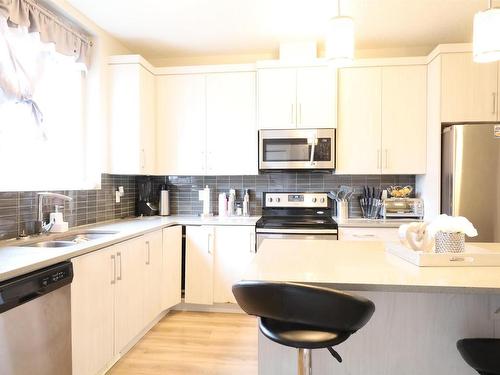 11906 68 Street, Edmonton, AB - Indoor Photo Showing Kitchen