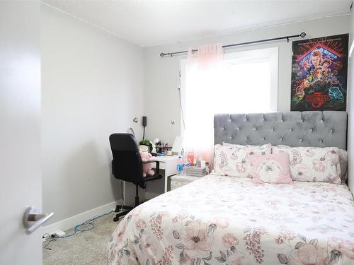 11906 68 Street, Edmonton, AB - Indoor Photo Showing Bedroom