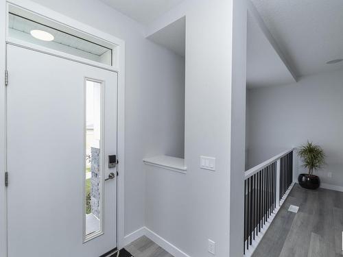 21023 130 Av Nw, Edmonton, AB 