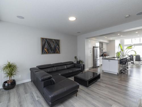 21023 130 Av Nw, Edmonton, AB 