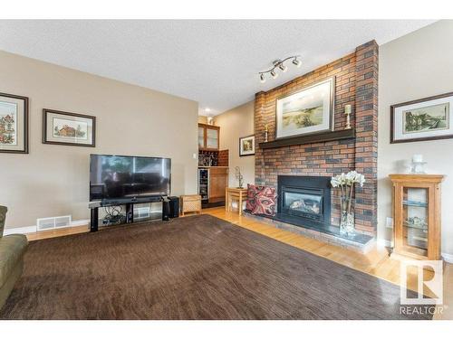 271 Dechene Rd Nw, Edmonton, AB 