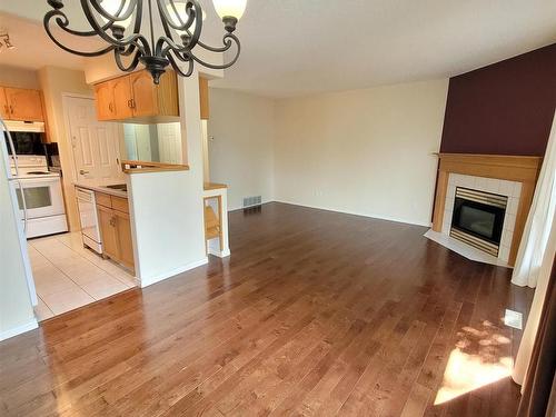 105 Bulyea Road, Edmonton, AB - Indoor Photo Showing Kitchen