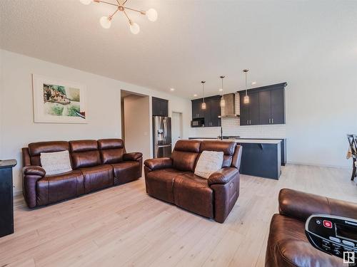 267 Glenridding Ravine Rd Sw, Edmonton, AB 