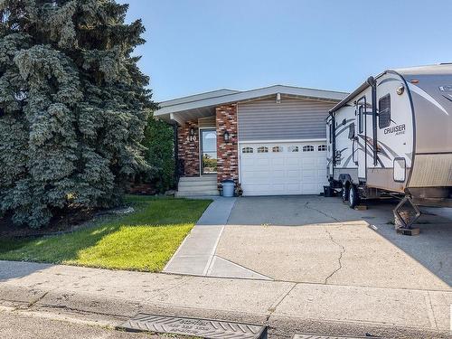 416 Huffman Cr Nw, Edmonton, AB 