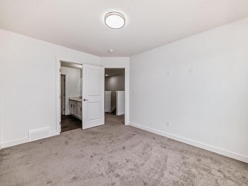 440 29 Street, Edmonton, AB - Indoor Photo Showing Other Room