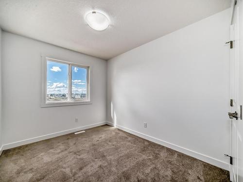 440 29 Street, Edmonton, AB - Indoor Photo Showing Other Room