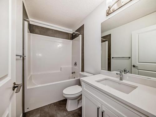 440 29 Street, Edmonton, AB - Indoor Photo Showing Bathroom