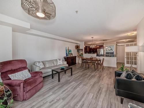 102 7905 96 Street, Edmonton, AB - Indoor Photo Showing Living Room