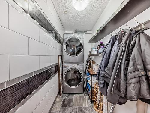 102 7905 96 Street, Edmonton, AB - Indoor Photo Showing Laundry Room