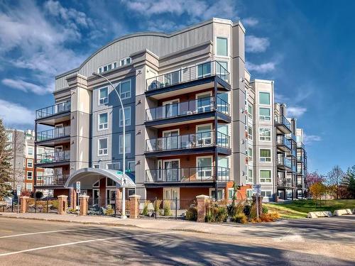 102 7905 96 Street, Edmonton, AB - Outdoor With Facade