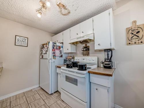 9E Clareview Vg Nw, Edmonton, AB 