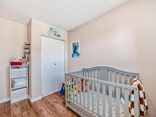 9E Clareview Vg Nw, Edmonton, AB 