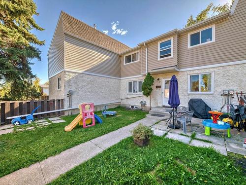 9E Clareview Vg Nw, Edmonton, AB 