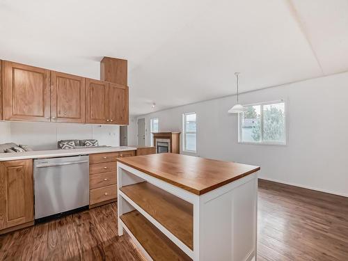 3217 Lakewood Cl Nw, Edmonton, AB 