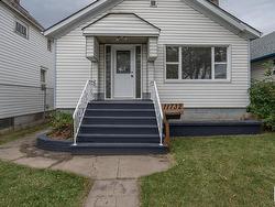 11732 94 ST NW  Edmonton, AB T5G 1J2